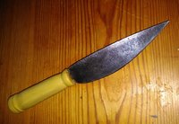 Klingenlänge etwa 14 cm.