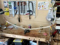 Trocknen in Wickelung. Nach zwei Tge wurde die Wickelung entfernt, nach drei weiteren Tge wurde getillert und anschliessend die zweite Schicht