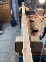 Faulbaum_Halb.jpg (765.53 KiB) 8245 mal betrachtet Mit der Bandsäge halbiert, die beiden Abschnitte nehme ich für Belastungsproben