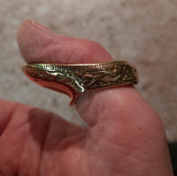 1.3.) Daumenring von Mileam aus Messing (5).jpg