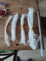IMG_20260124_121015.jpg (843.69 KiB) 110 mal betrachtet Sehnen vorbereitet, die Sehnen gehen komplett über den Wurfarm