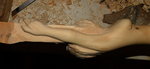 immer schön langsam Stück für Stück hab ich versucht die Hand aus dem Holz zu befreien